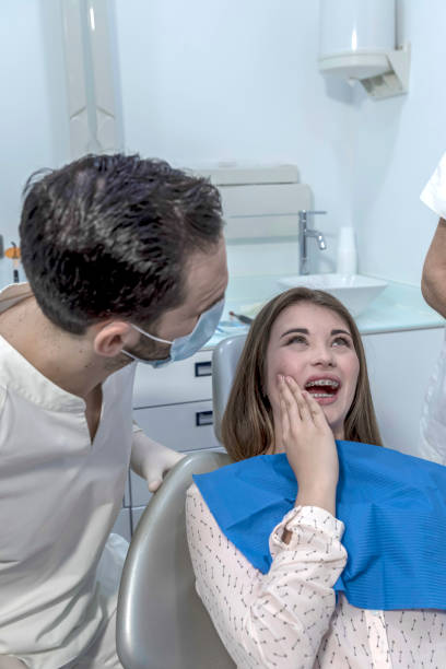 Best Emergency Tooth Extraction in Hesston, KS